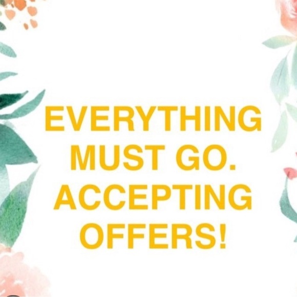 I accept all offers π₯° Fast shipping π¨β¨ - Picture 1 of 3